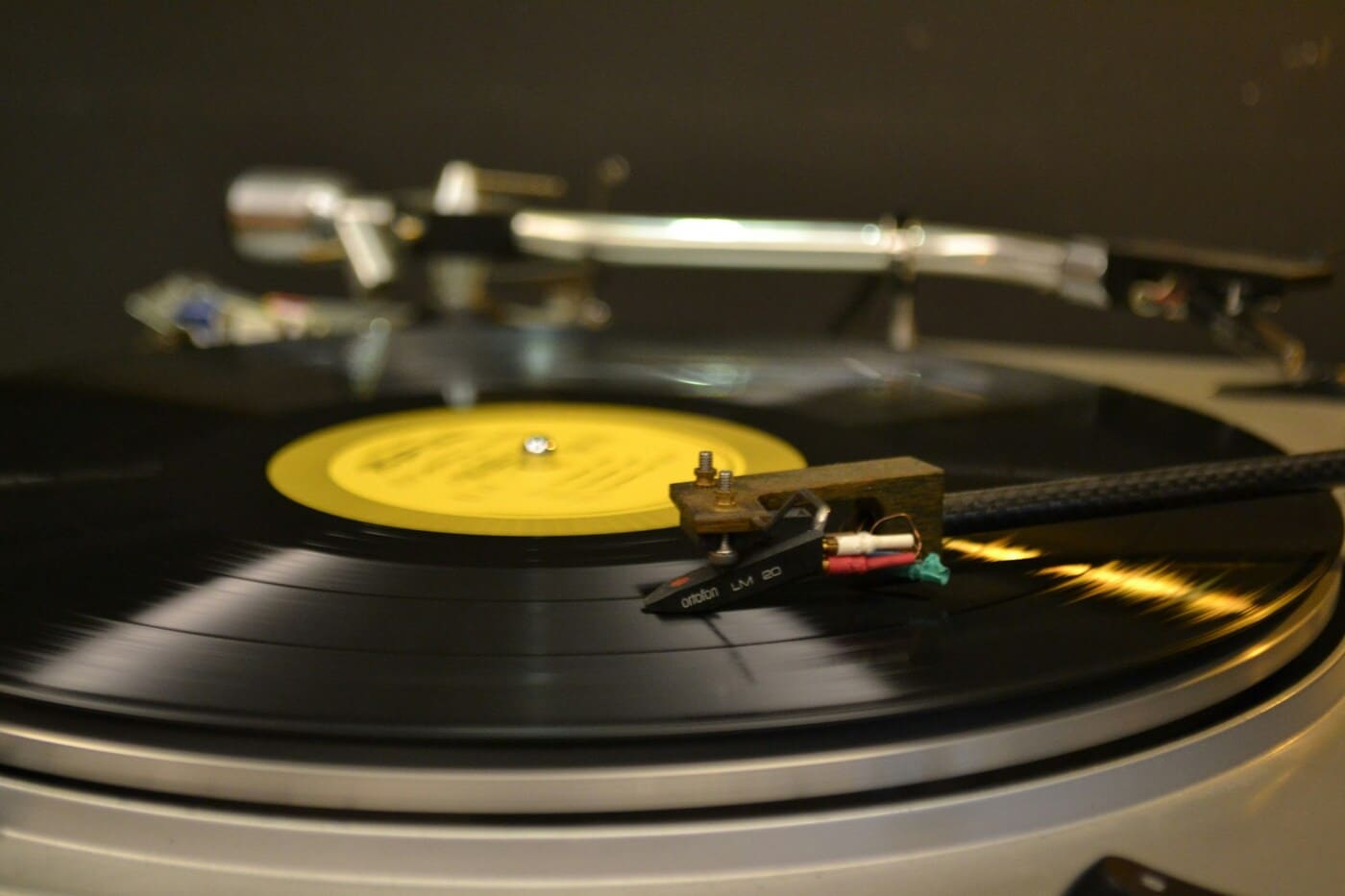 Image default